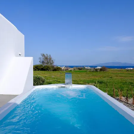 Mybozer Twin Private Pools Villa Foinikia (Santorini)