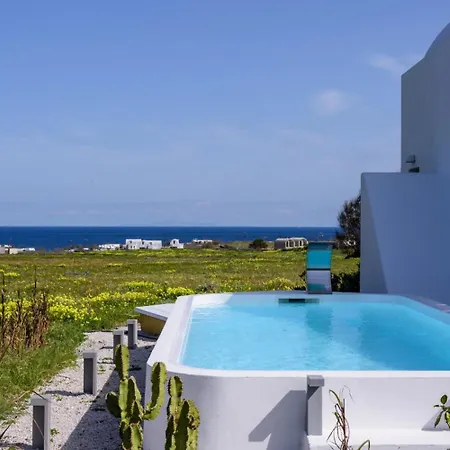 Mybozer Twin Private Pools Villa Foinikia (Santorini)